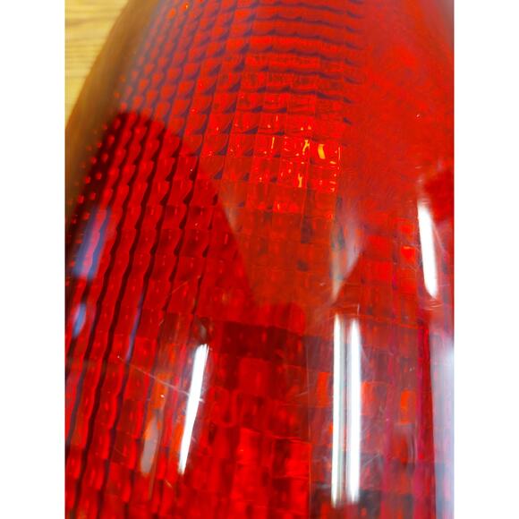 Right Tail Light for 88–99 Chevy GMC Cadillac Truck GM080-B0002 Replacement - Picture 5 of 11